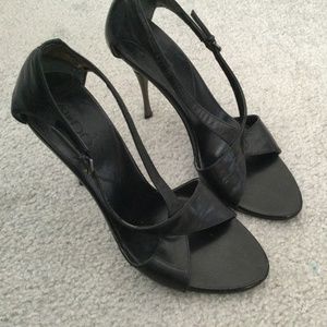 Black leather Aldo shoes